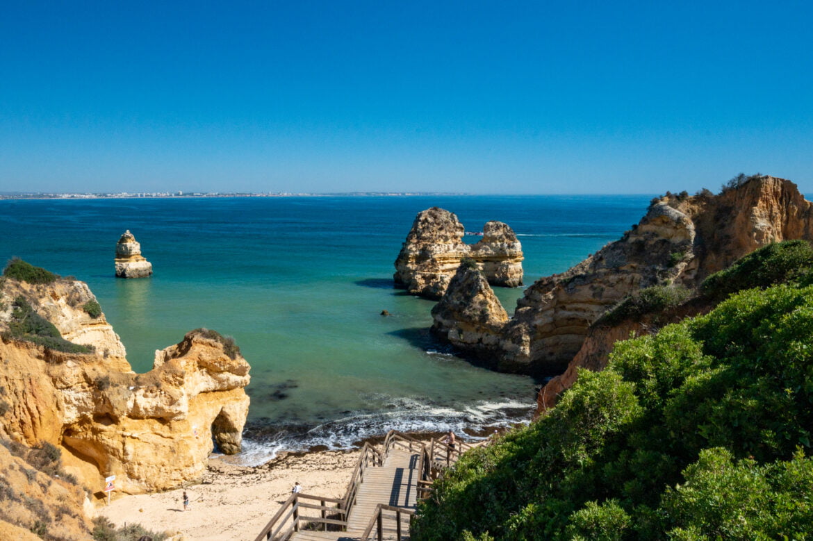 Tips for Planning a Two Week Road Trip in Portugal - Travelffeine